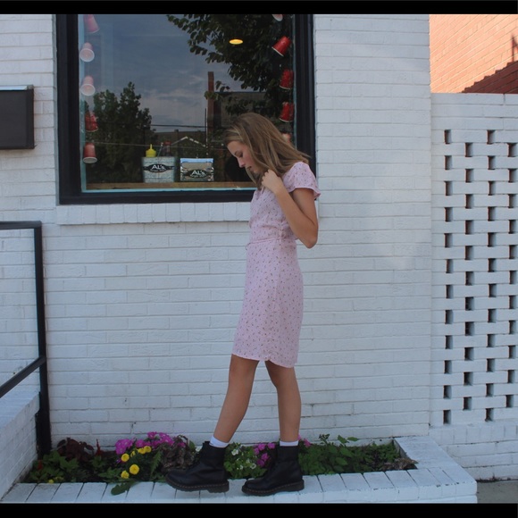 Meet your Posher, Ava - Picture 1 of 1